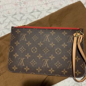 Authentic Louis Vuitton neverfull wristlet